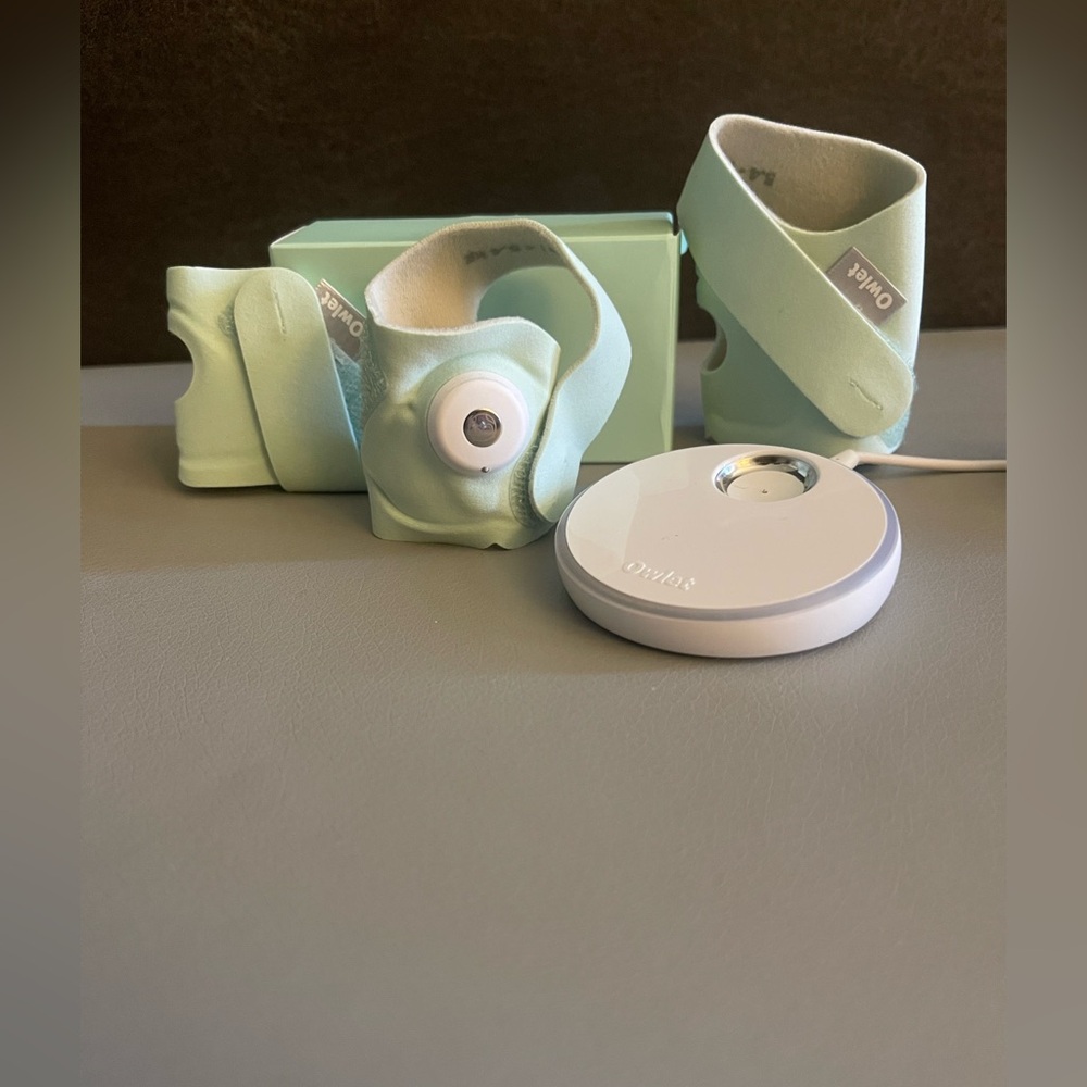 Owlet Baby Monitor Sock and Base